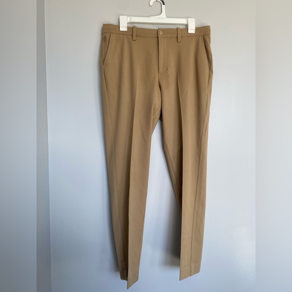 Quince Ultra-Stretch 24/7 Smart Chino - Athletic Tapered - Picture 2 of 6